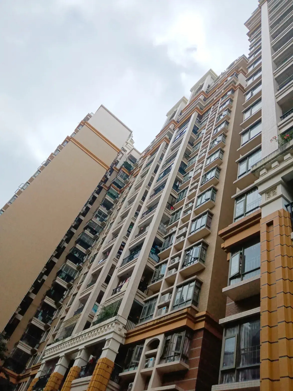 一直以来,我都有一个梦想,那就是在深圳买一套属于自己的房子.