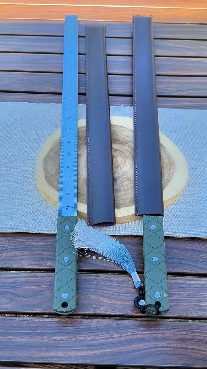 龙泉锻打防卫尺5mm厚淬火钢戒尺棍尺车载防身教师工具加厚尺子