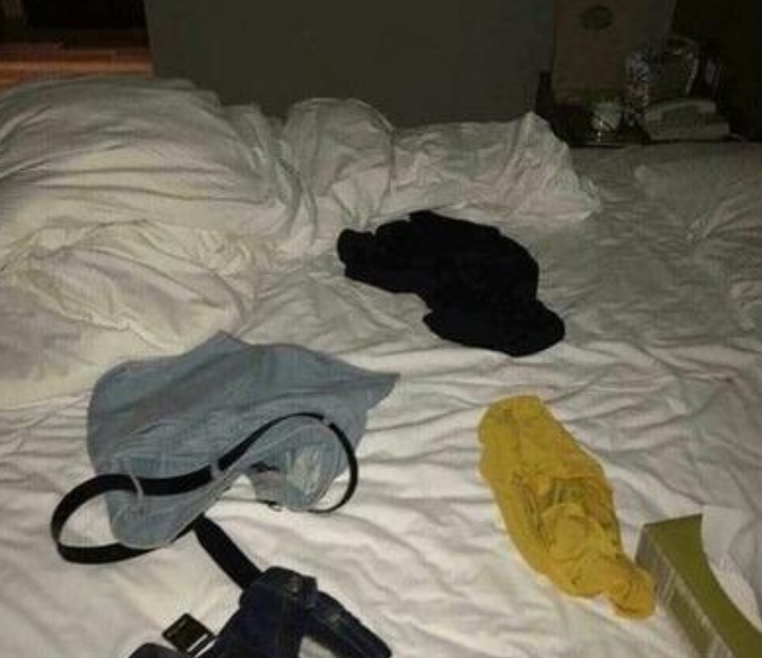 "西安一女子喝得烂醉如泥,男友居然把她独自留在酒店房间就走了