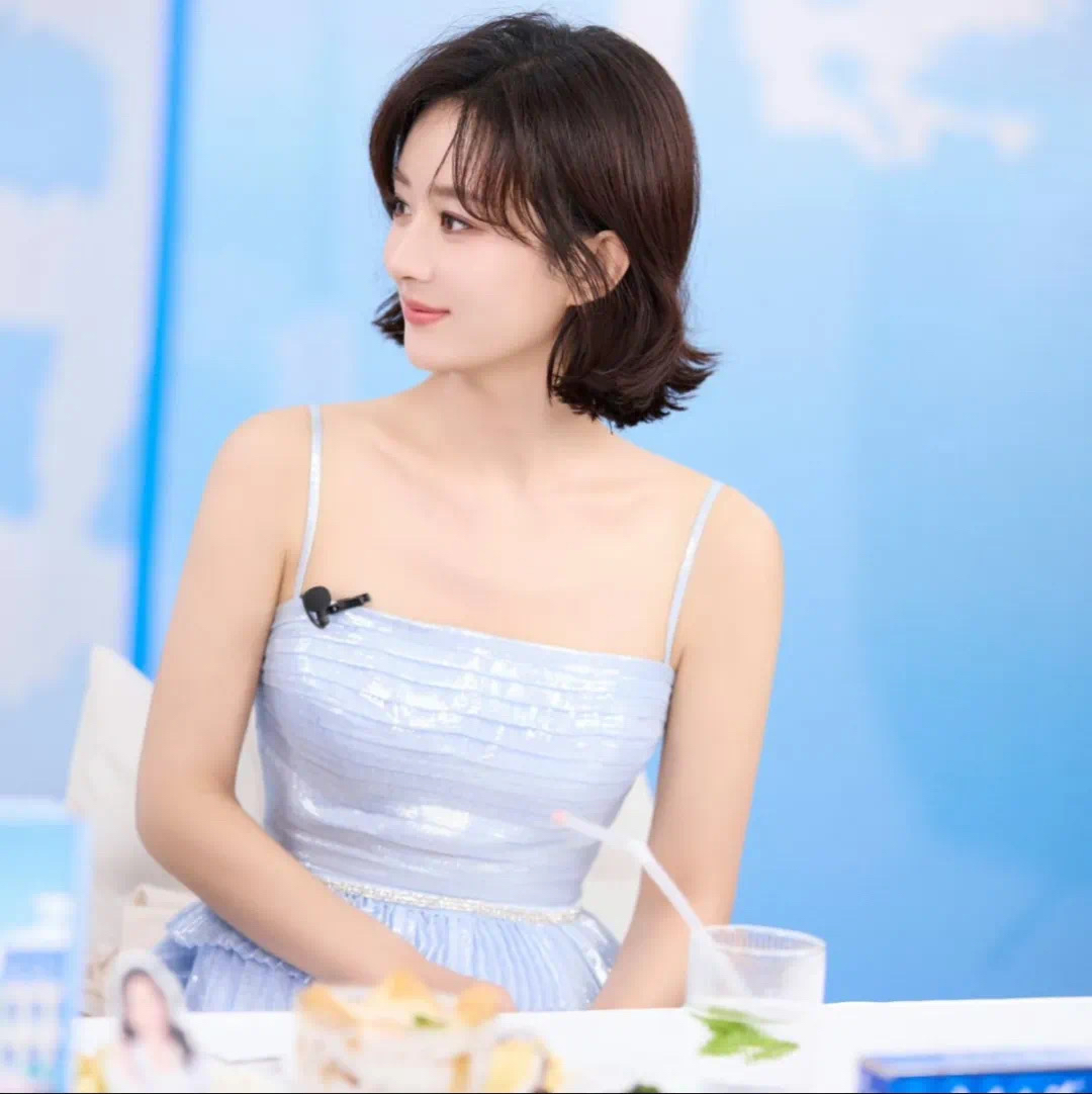 不过她对感情没有任何向往只想一门心思搞事业因此面对追求者她都
