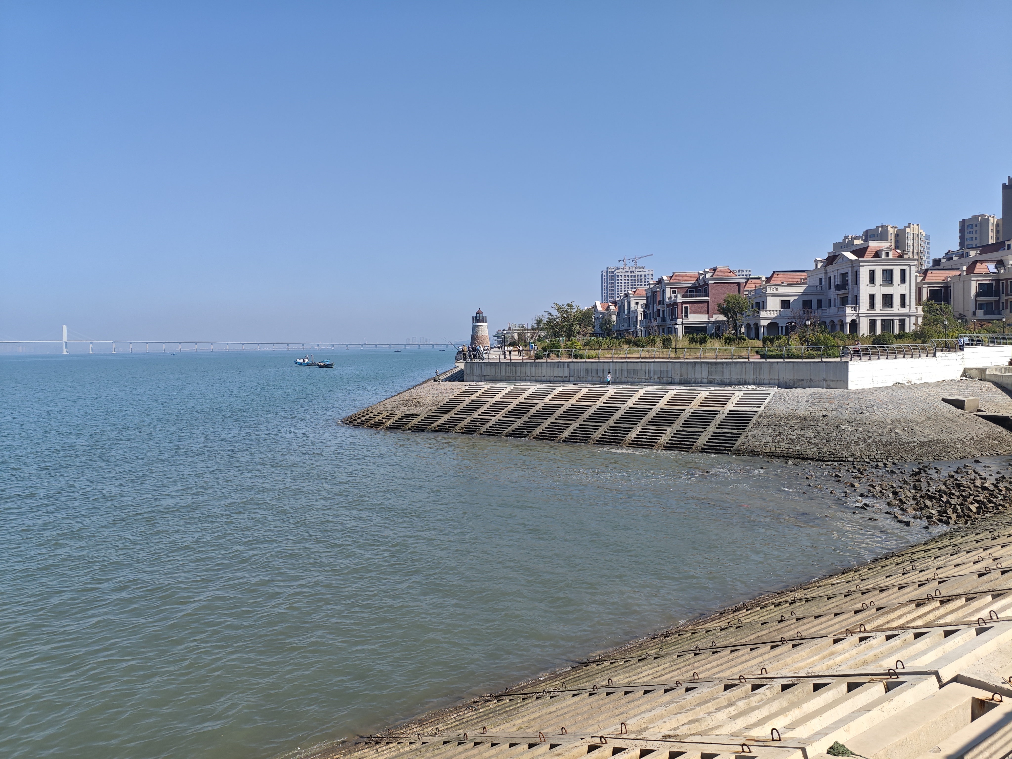 人要改变很简单,不是看你有多少学历,多大背景,而是看你从何时转换你
