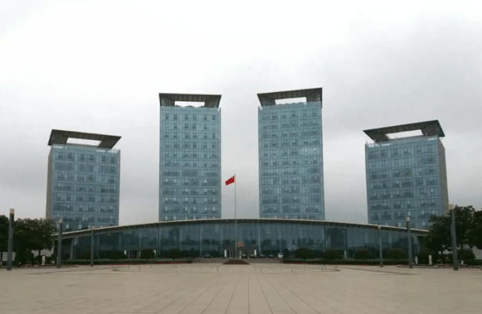 被称为"世界第一县衙"的长兴县政府大楼