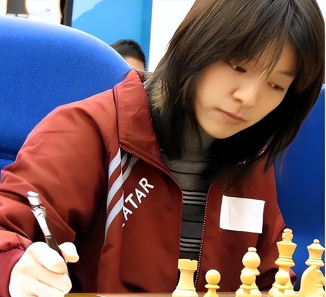 象棋皇后:远嫁中东改国籍,接受一夫多妻制,想让闺蜜嫁自己丈夫