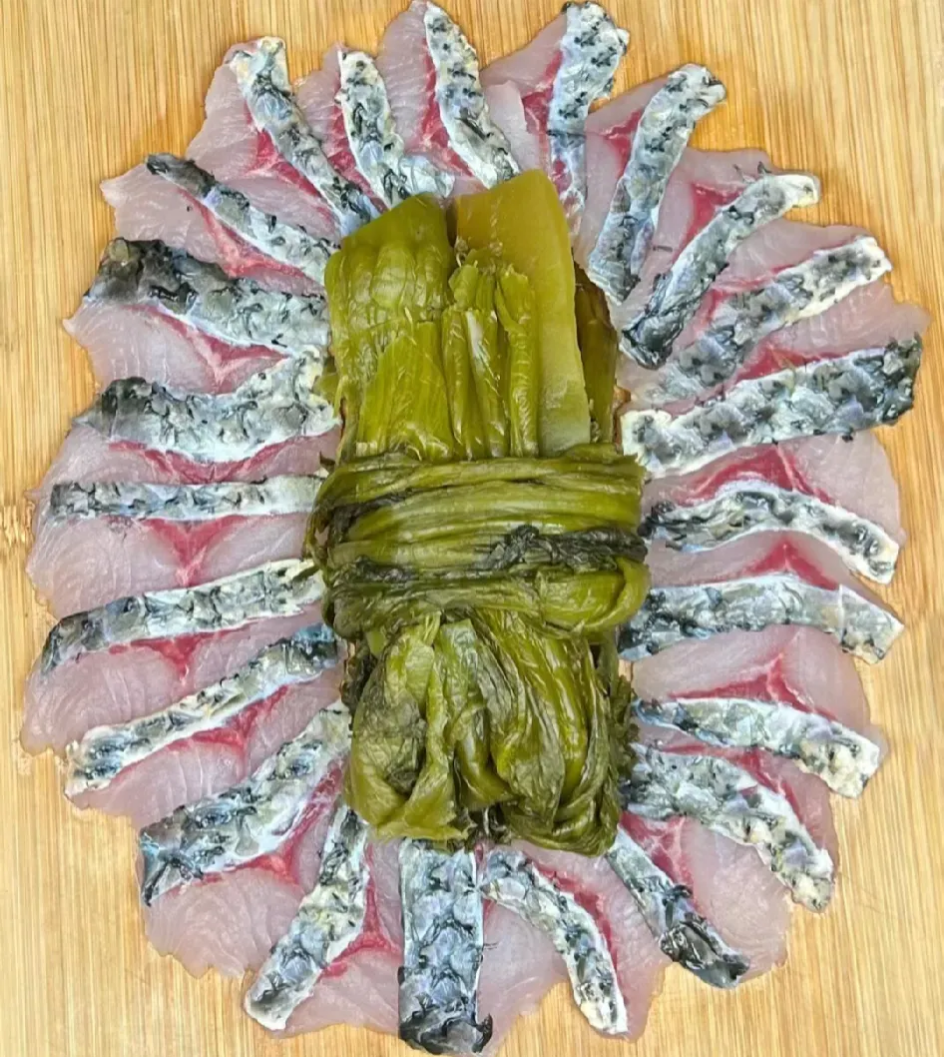 我 闹蹲 ,一个青春洋溢,充满活力的 20 岁准大