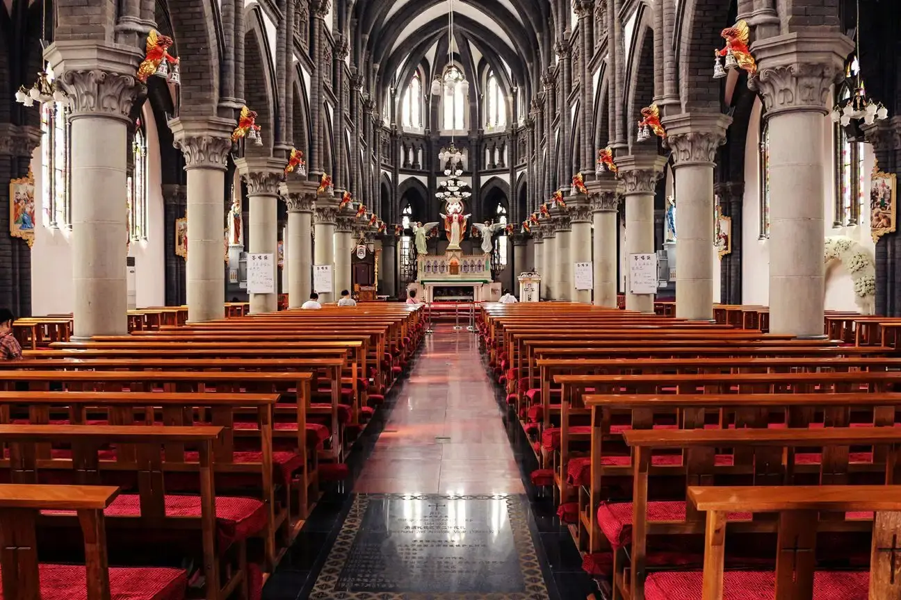 9. 沈阳小南天主教堂