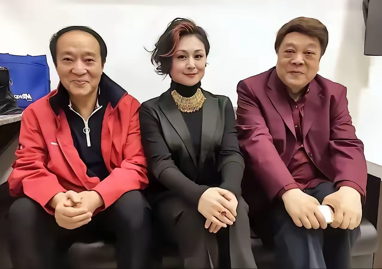 牛群独活,赵忠祥,于月仙已去.他们至死未想通,挣钱为何?