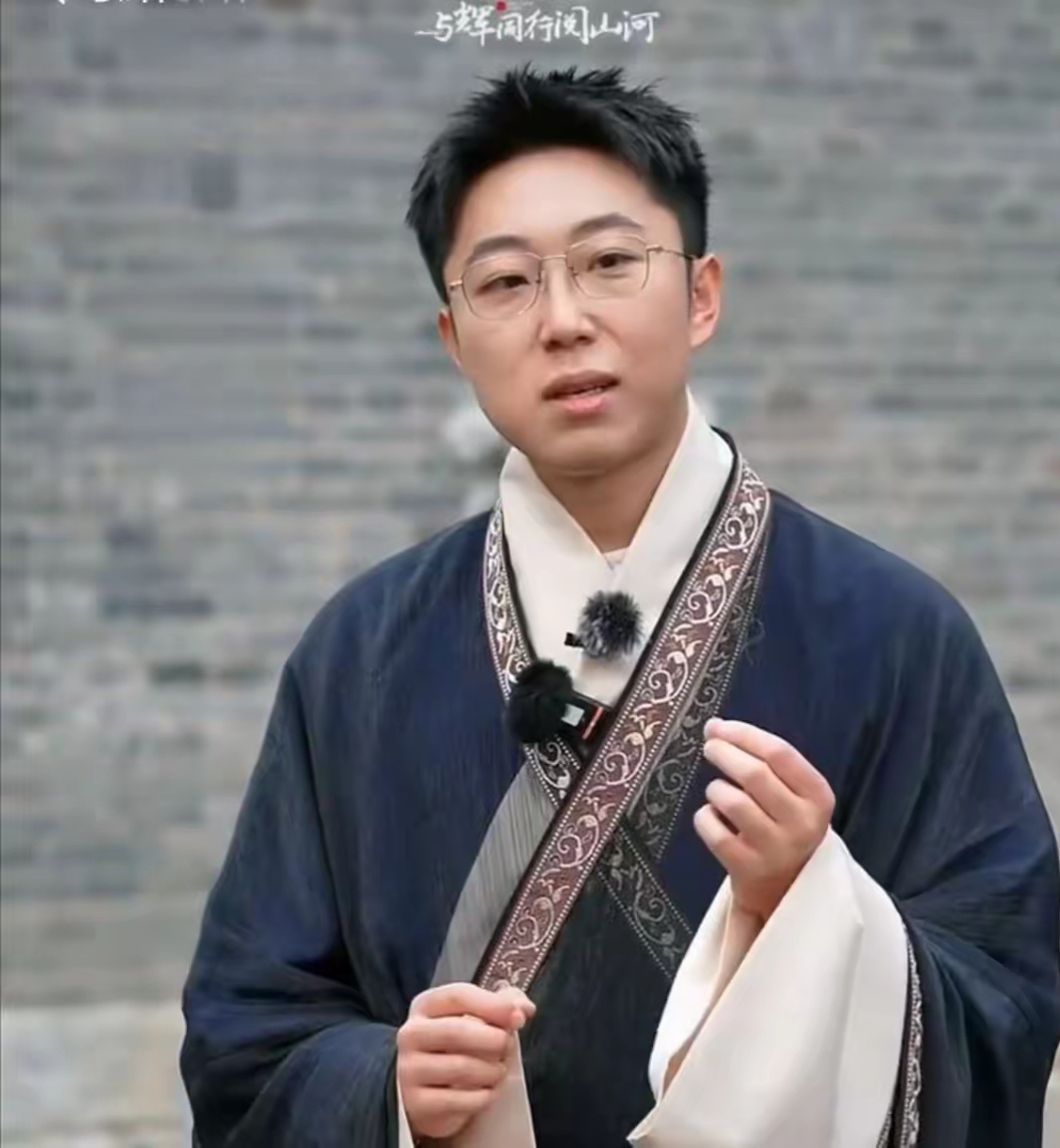 与辉同行陕西行首站汉中!汉森精彩总结赢得宇辉夸赞!