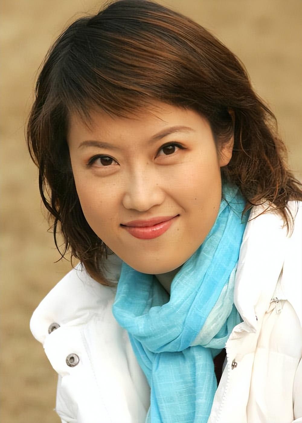 安徽电视台15位知名美女主持人一览,风华正茂,巾帼不让须眉