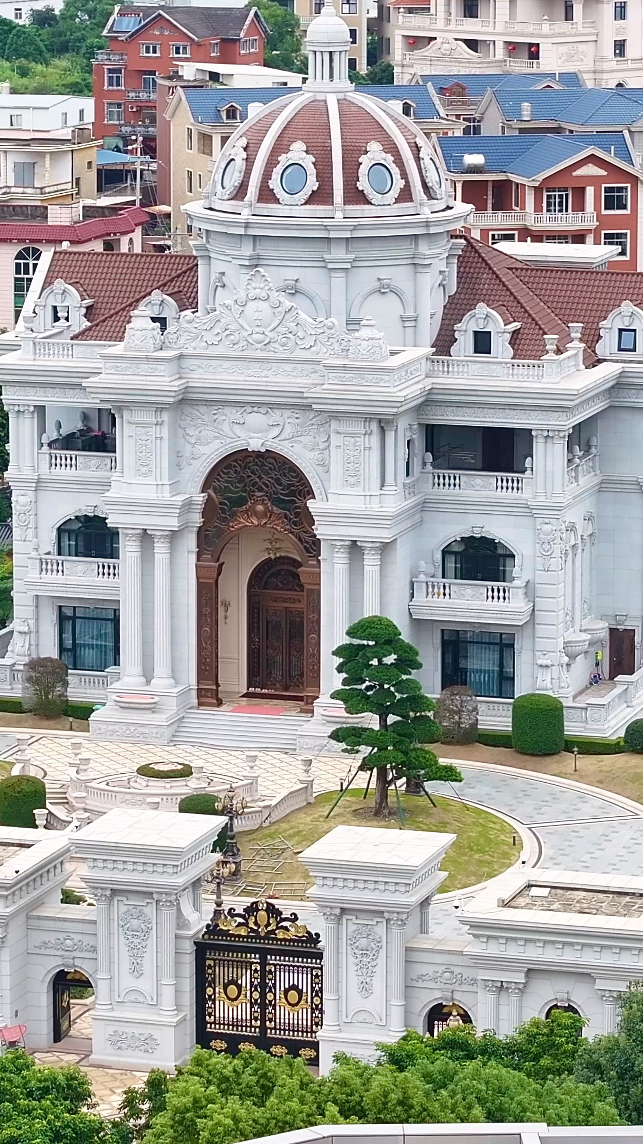 福建最牛的别墅,据说造价就高达一个亿