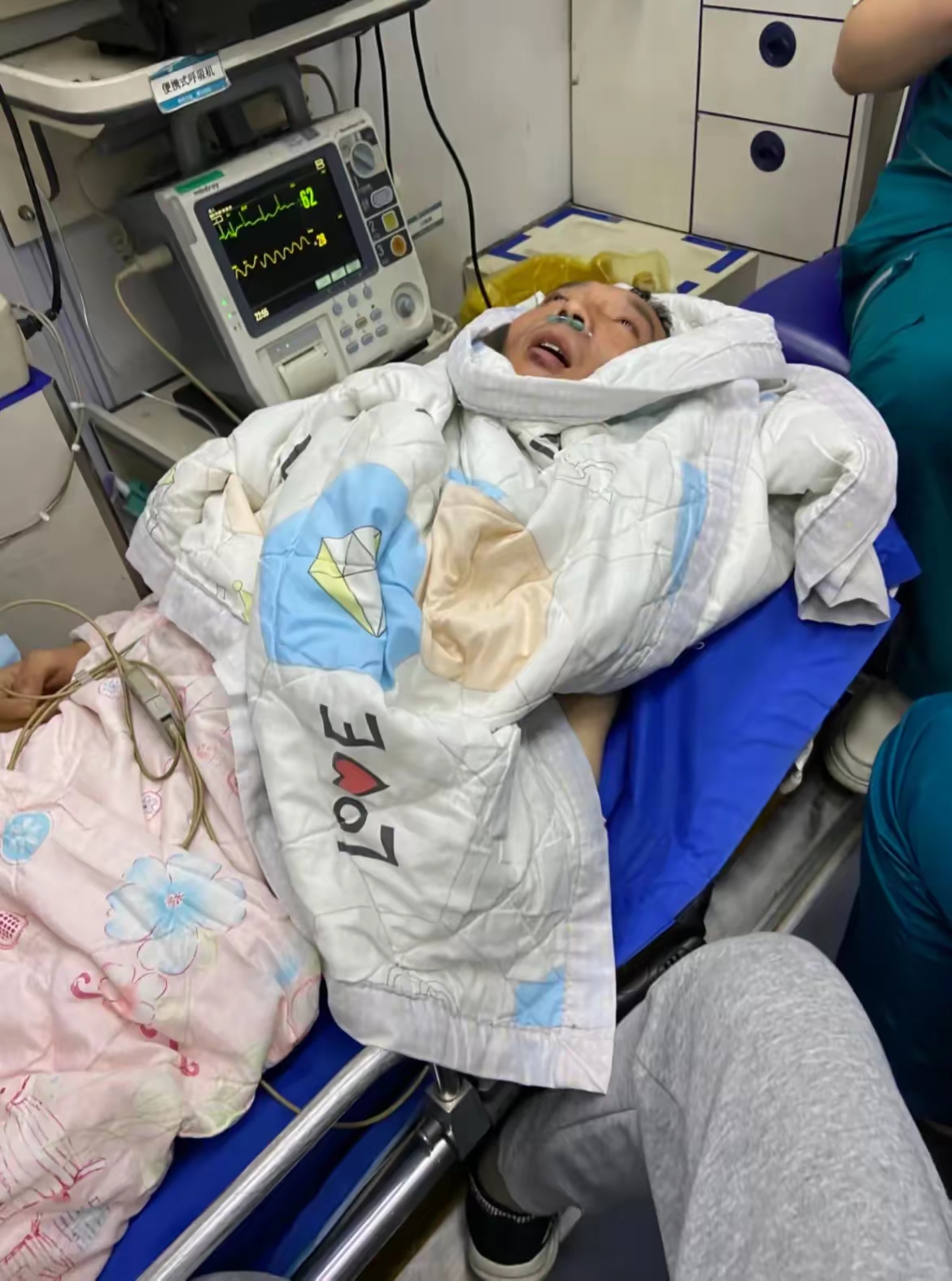 富裕,一个儿鬃≡鹤≡赫掌≡赫掌聘凼心猿鲅∪俗 医院图片