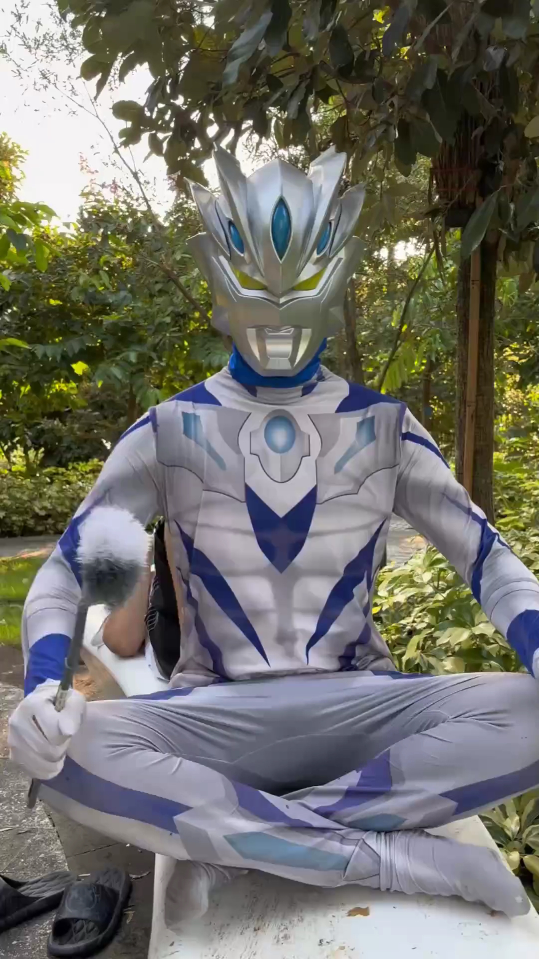 赛罗奥特曼在干啥?