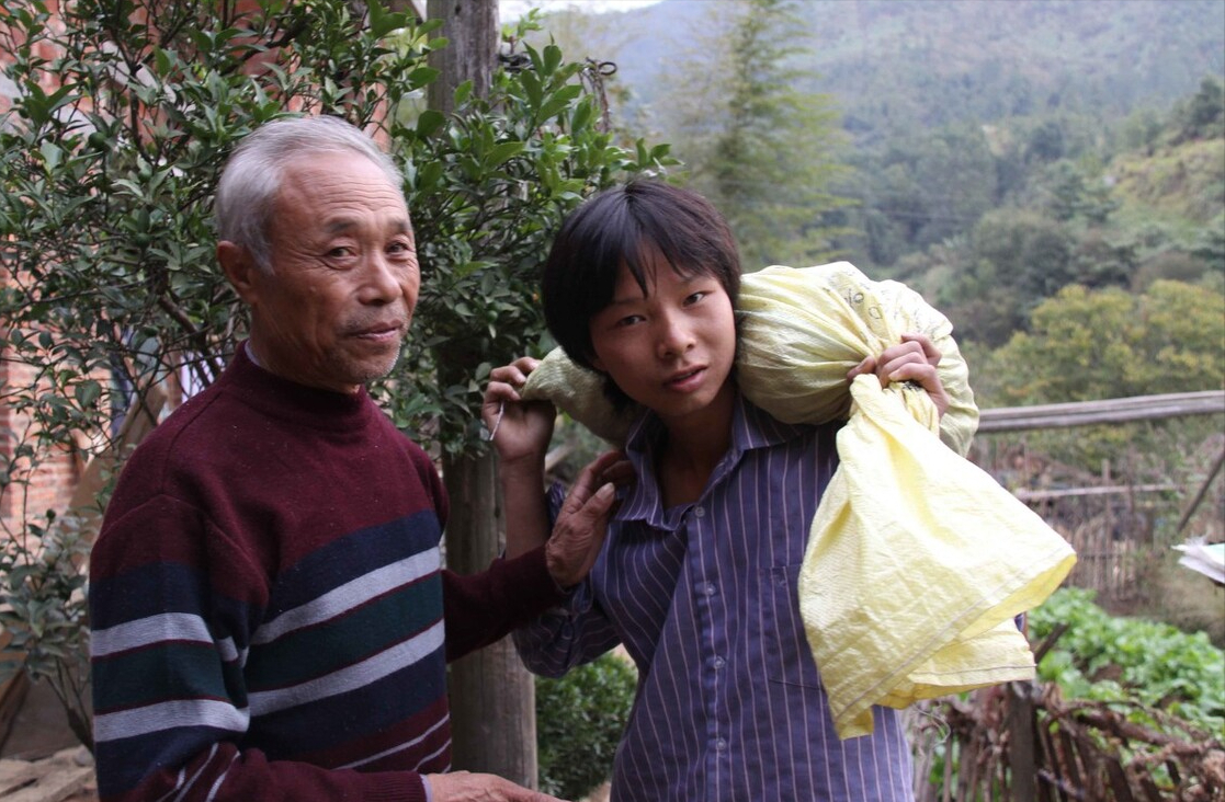 农村王大爷简介图片