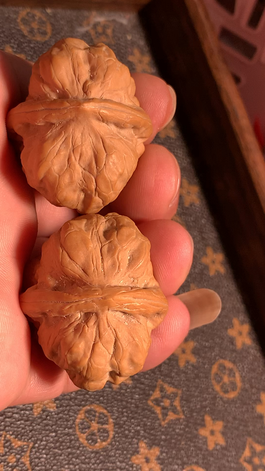 无药无夹板的古蟾麻核桃