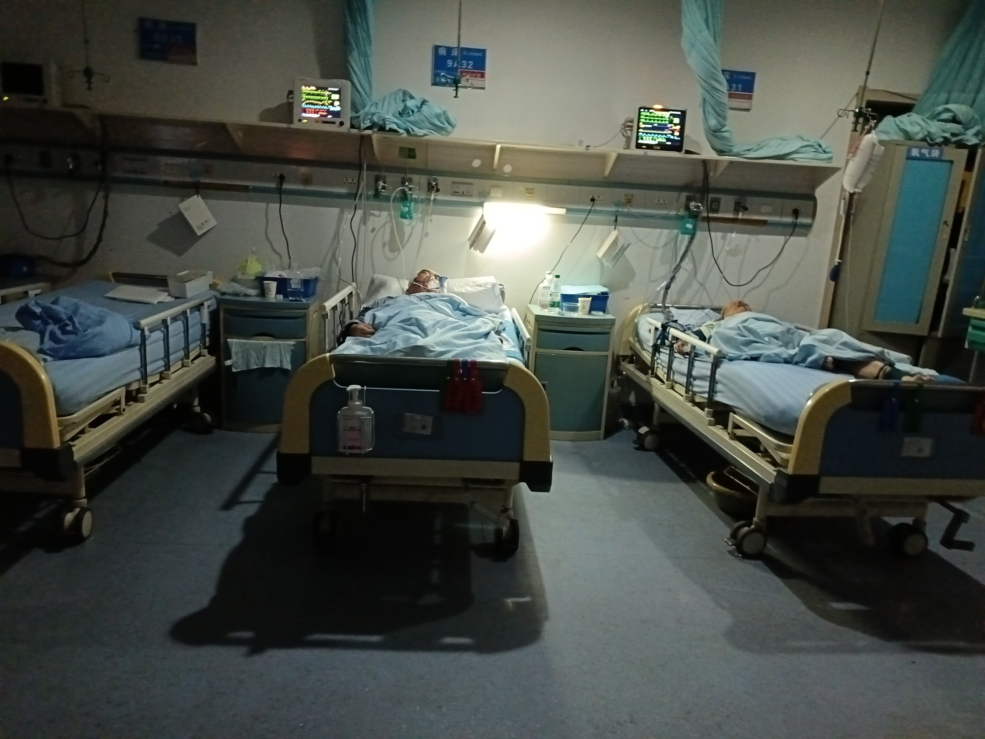 夜班一上一个不吱声