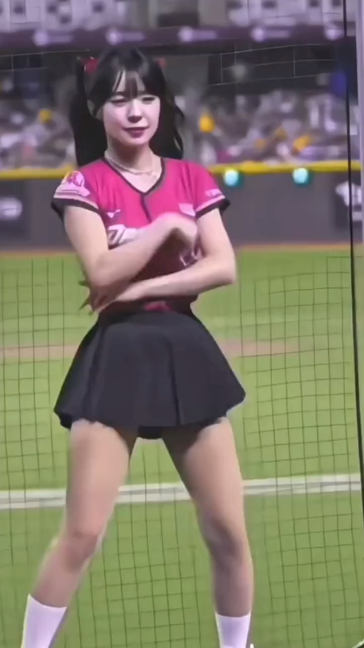 饱饱别扭了#李多惠真的太会了#这也是一种文化输出#拉拉队热舞