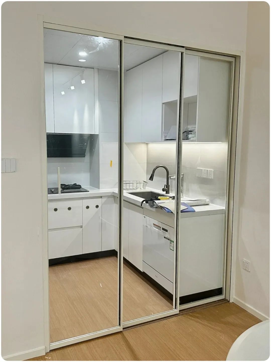 厨房门的种类与选择