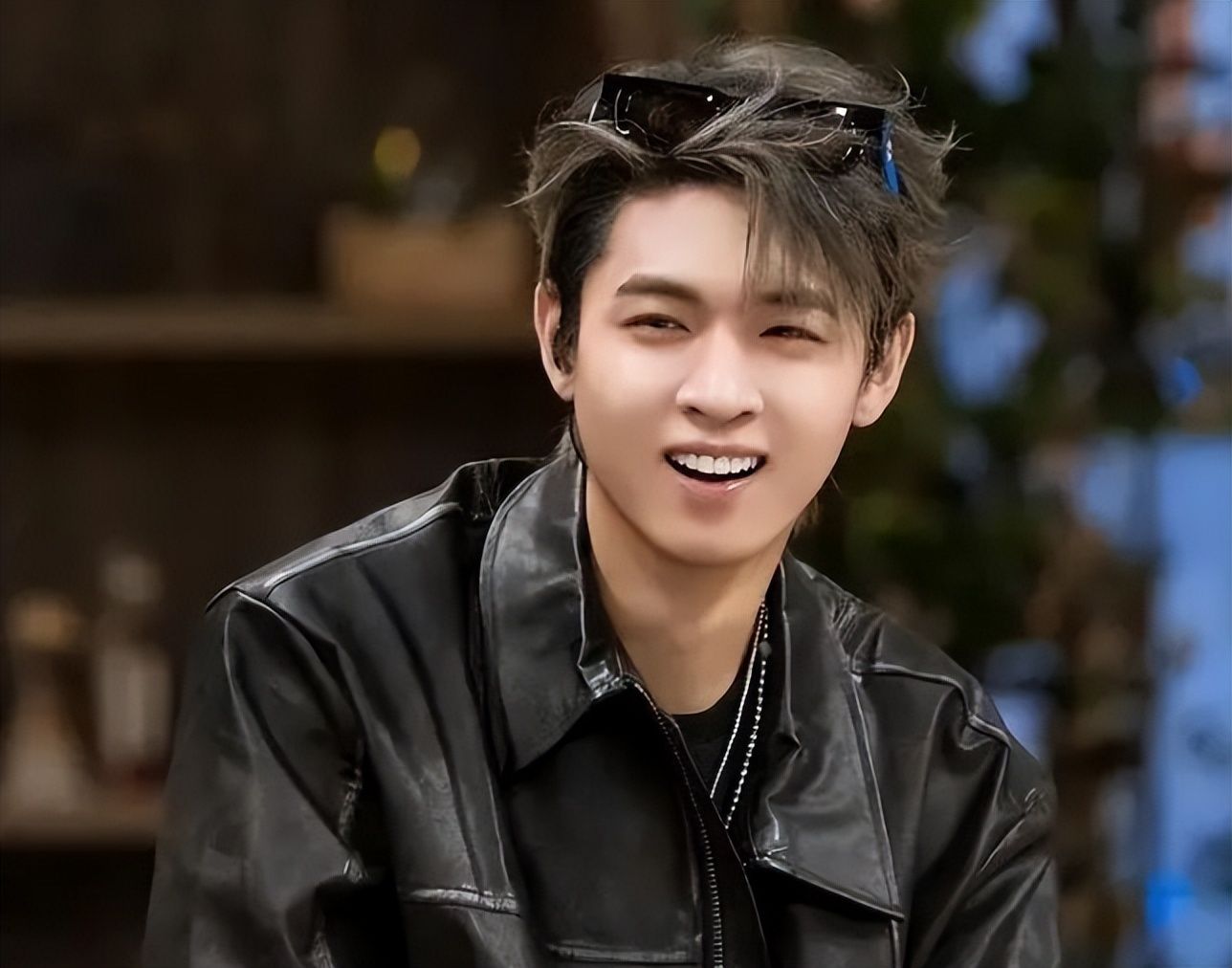 秦霄贤被湖南台除名,综艺《好六》镜头全删,粉丝洗白无望