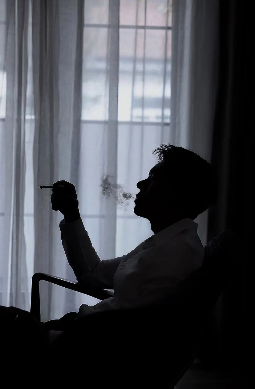 我叫林傲,今年四十岁,平时工作很忙,回到家最喜欢的就伤感图片100张