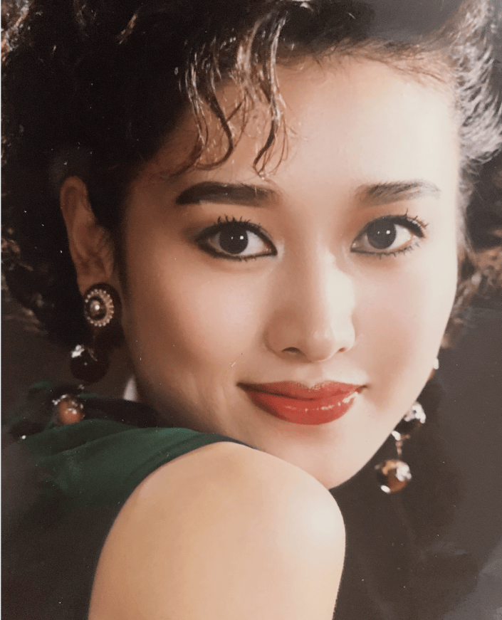 大郑爽,本名郑爽,1966年出生于中国