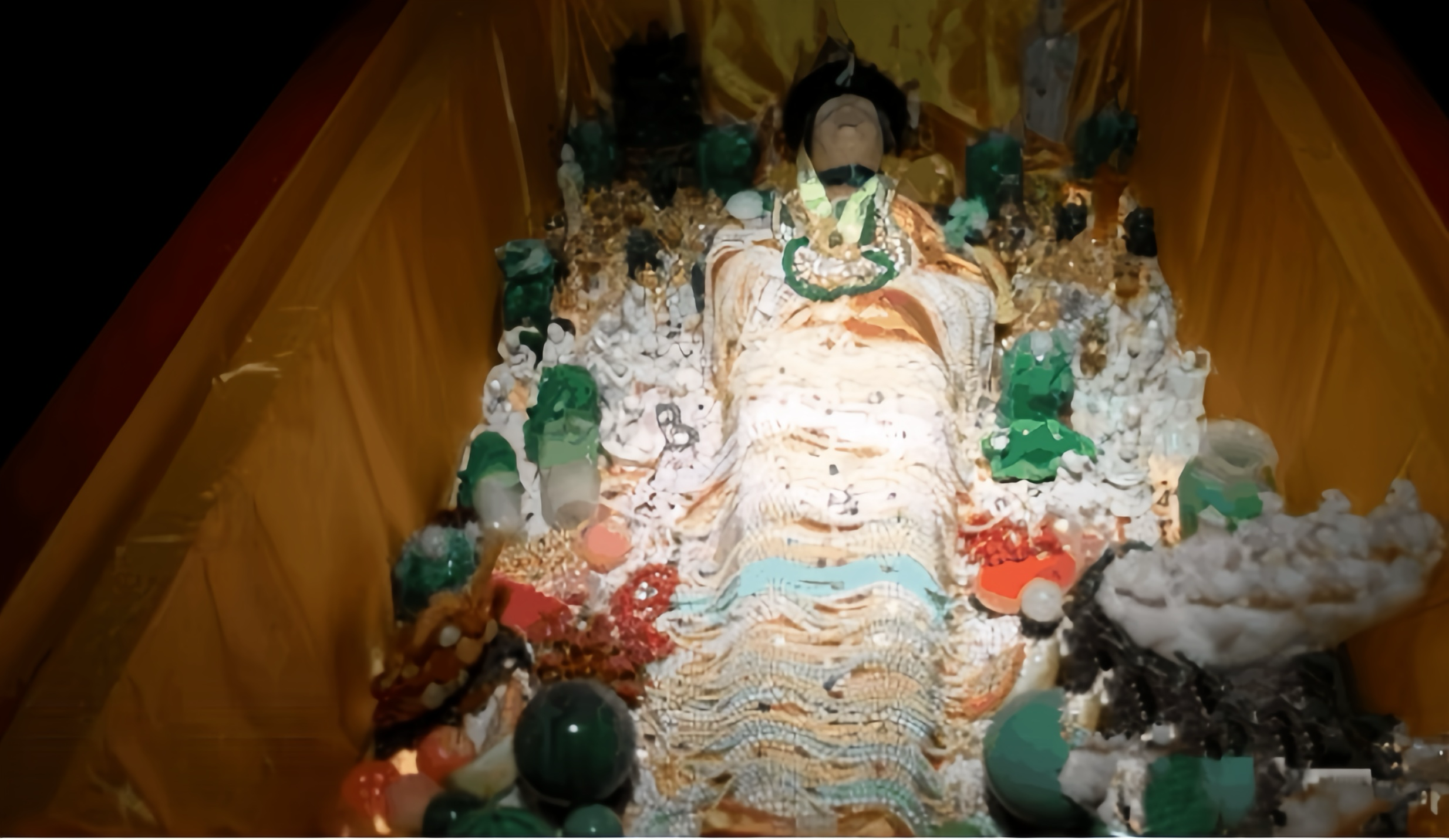 慈禧的生日是农历十月初十,在她执掌满清政权的近五