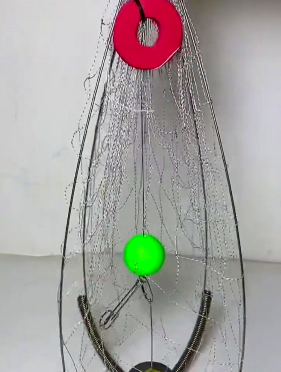 钓鱼大师新研发"钓螃蟹神器",操作简单,轻松钓上大螃蟹