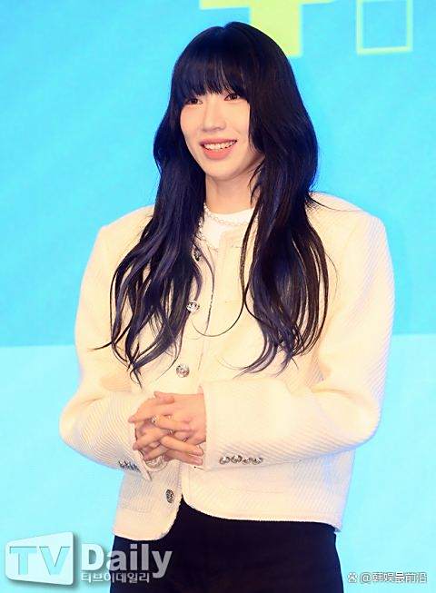 全新男团选秀《PROJECT 7》今晚登场!李洙赫首次当主持人