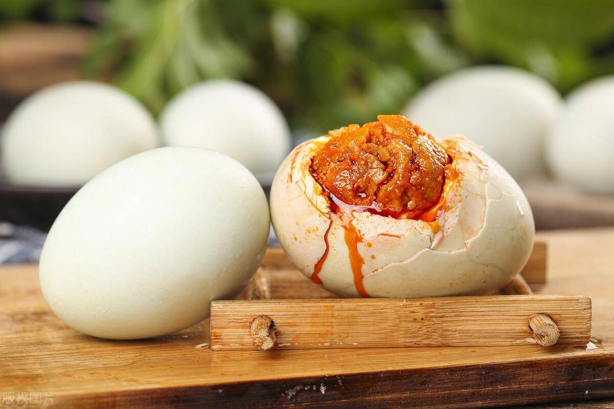 生鸭蛋怎么做好吃 baijiahao.baidu.com