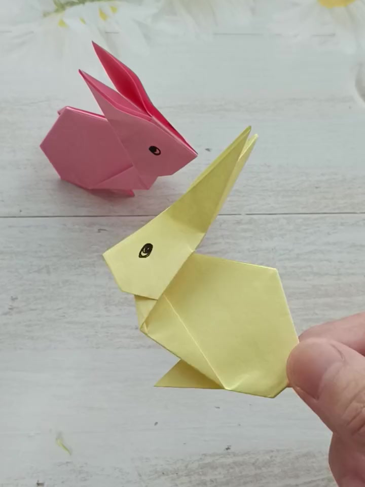 兔子的折纸方法 手工叠简单可爱的小白兔