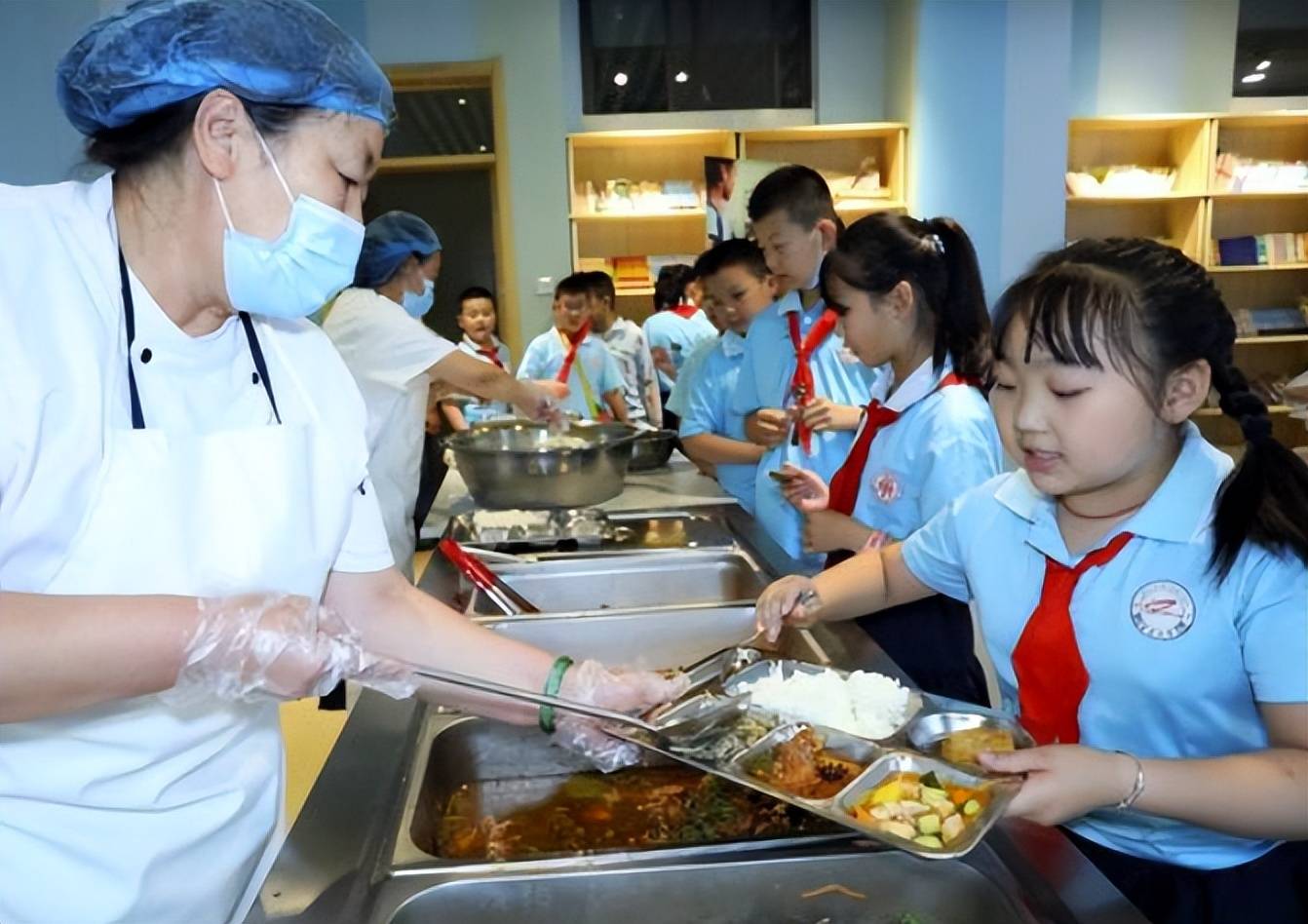 锡山实验小学食堂图片