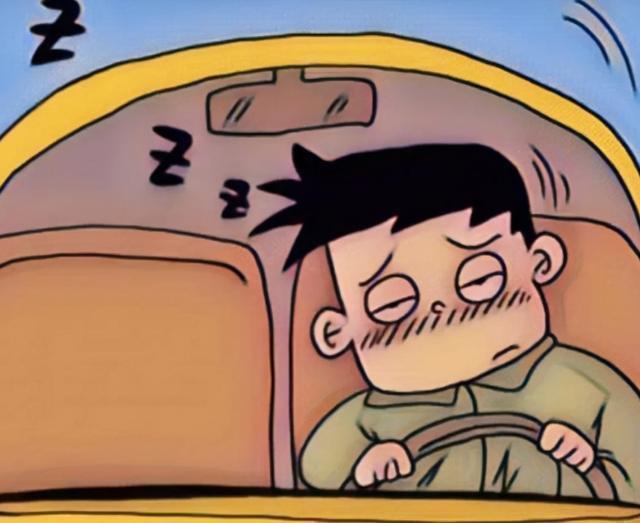 开车多年才懂:高速犯困别喝红牛,用简单一招,新手司机一看就会