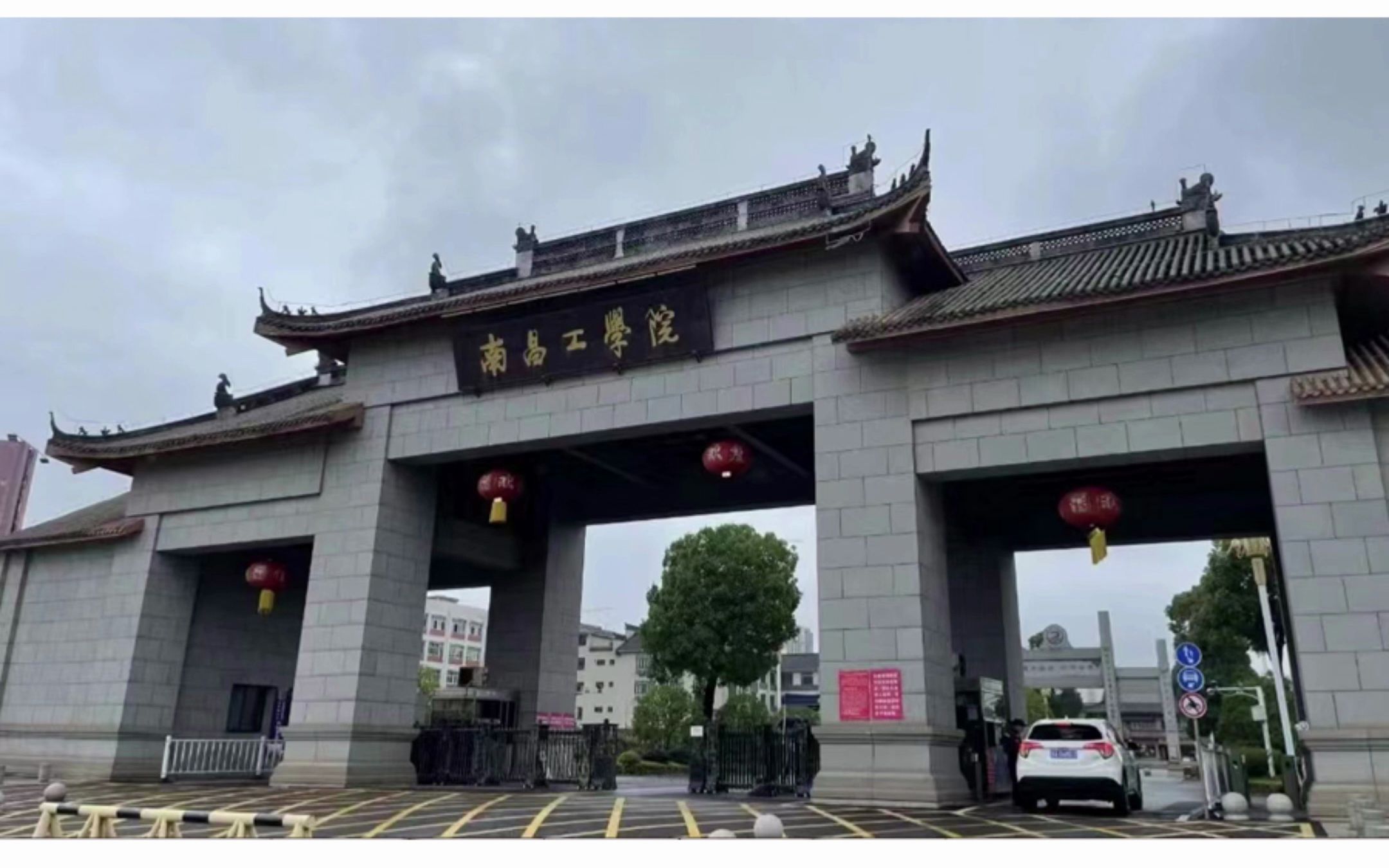 19岁男子持刀致22岁女生身亡,女生现场称"我错了,再也不敢了"