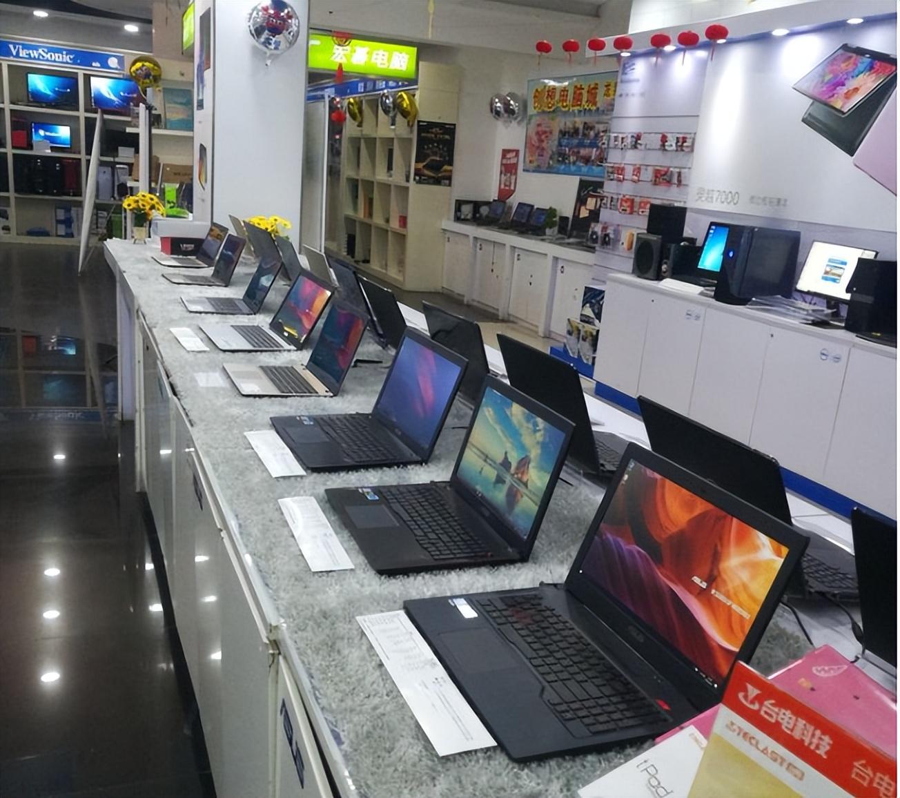 电脑城，是如何崛起的？