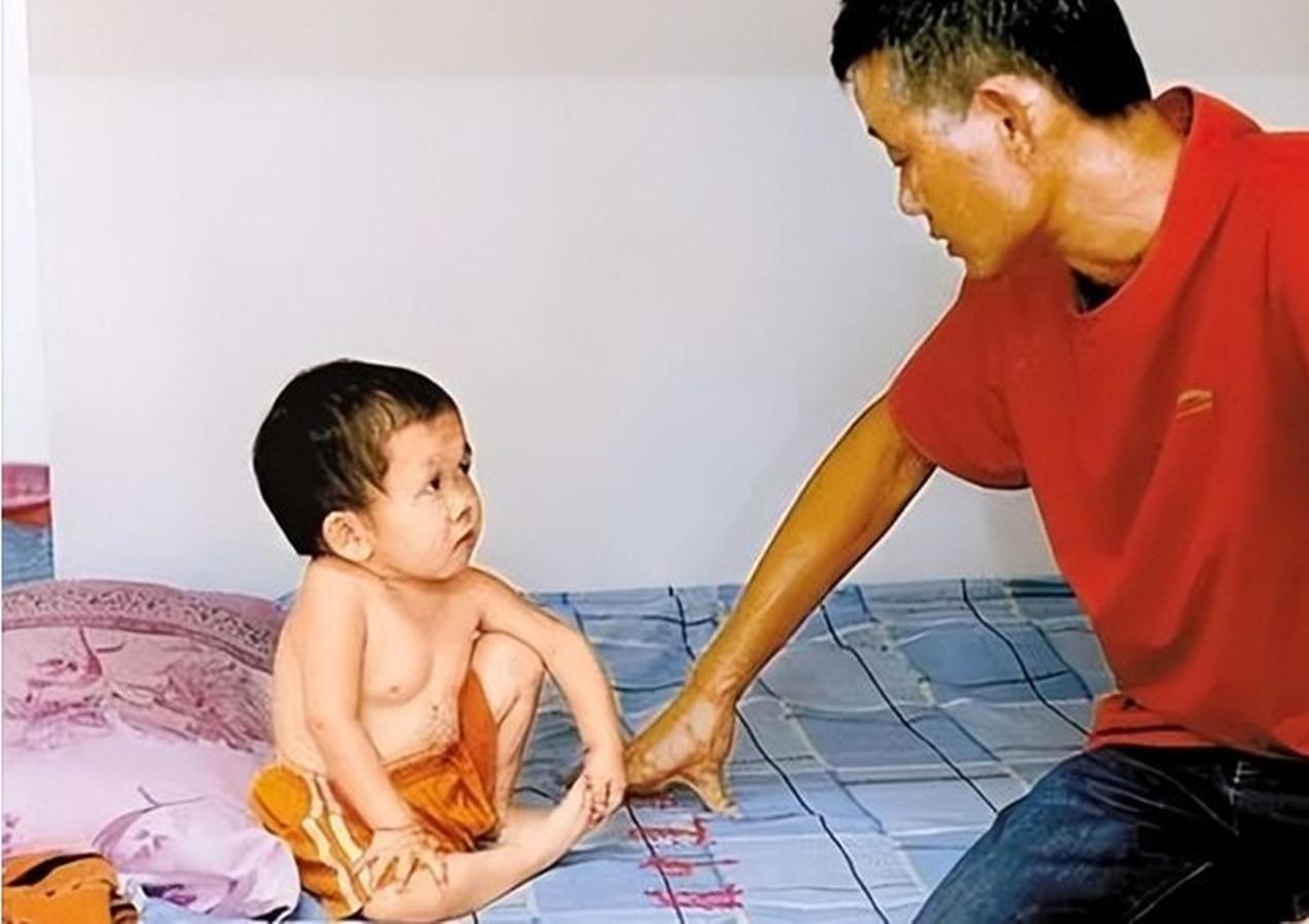 袖珍人吴康:37岁身高72厘米,智力远超同龄人,如今再次开始创业