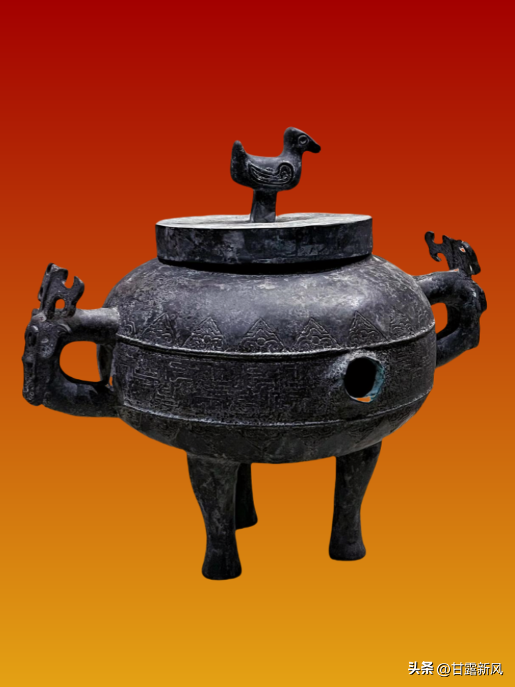 5‌,兽面纹方彝‌:西周时期的青铜盛酒器,造型雄壮奇瑰,体现了