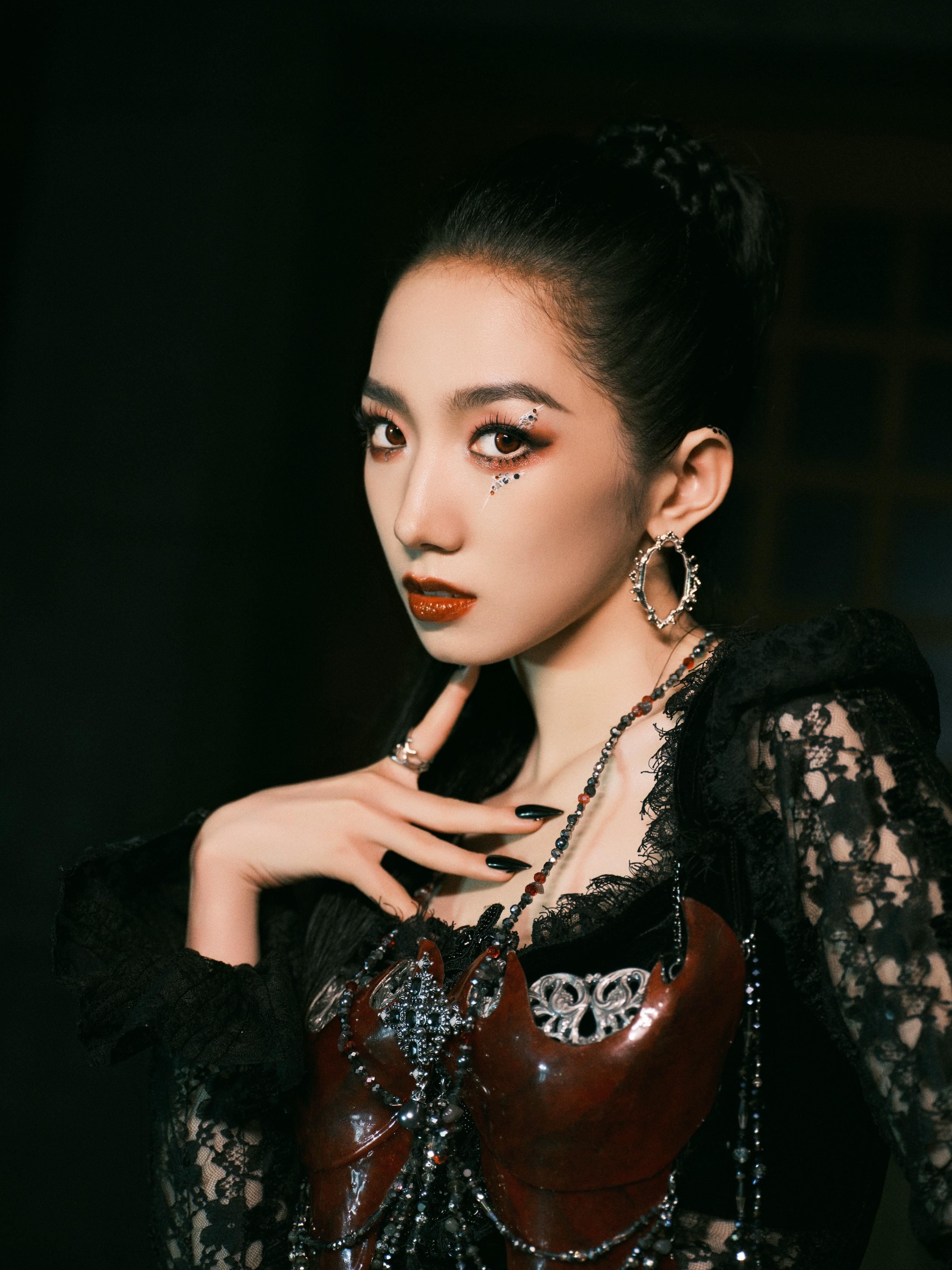 美女系列壁纸465—孟美岐