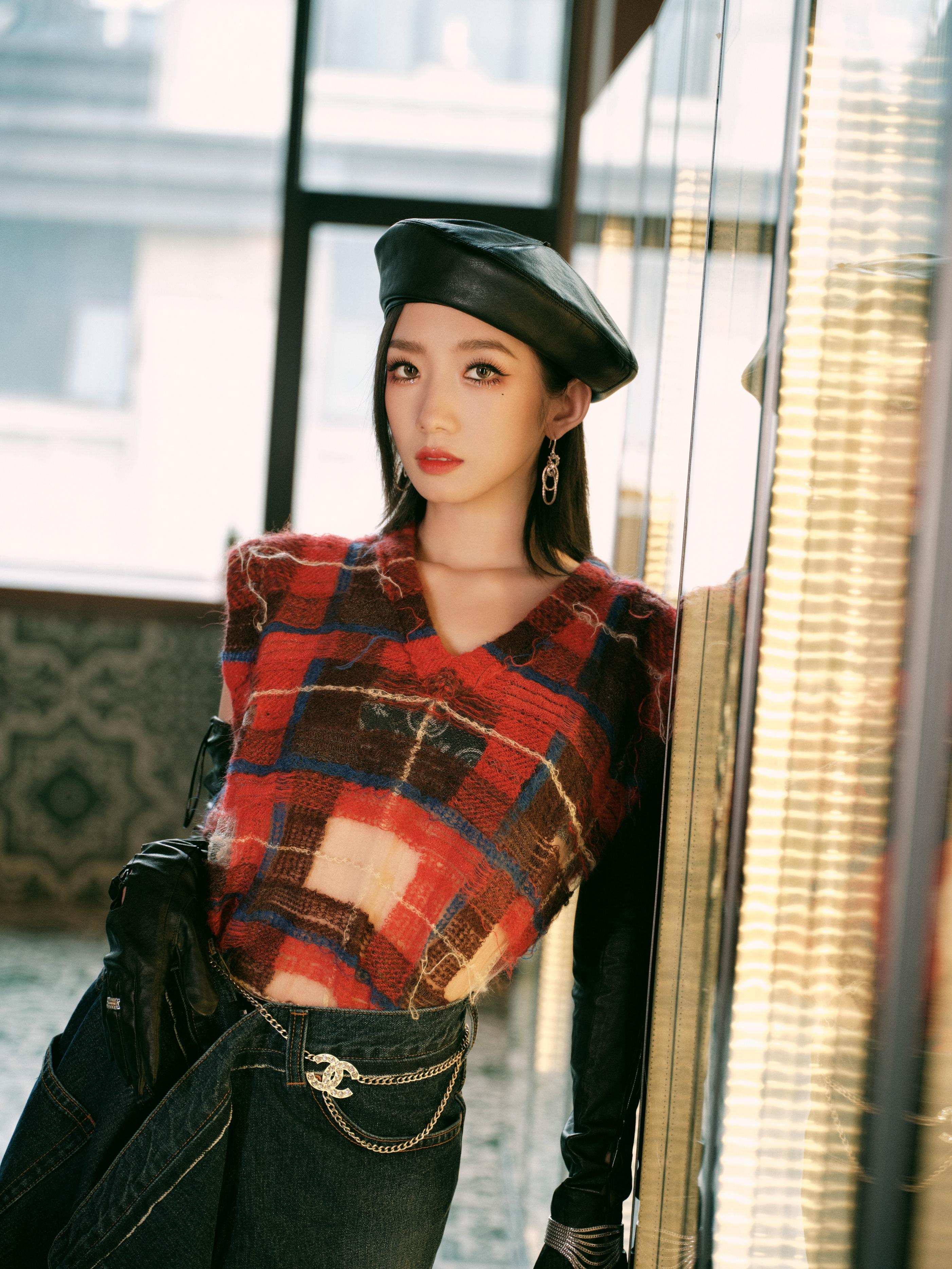 美女系列壁纸465—孟美岐