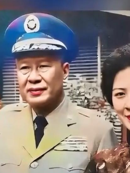 白崇禧将军与二女儿白先慧的合影,白崇禧略显沧桑和老态