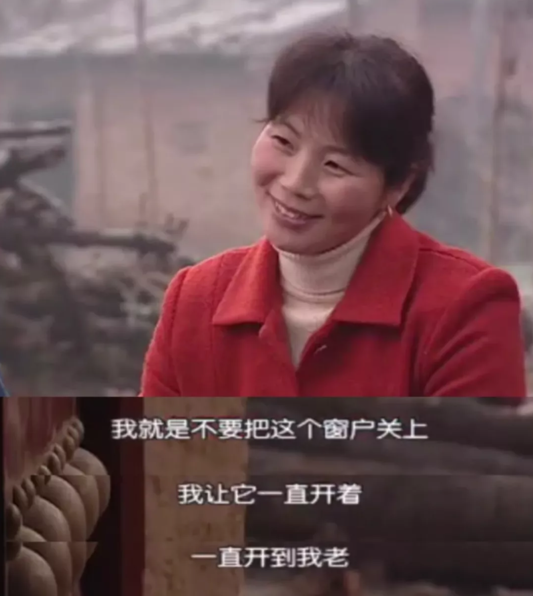 回顾:央视张越:凭《半边天》爆红,巅峰期提辞职,59岁与小狗为伴