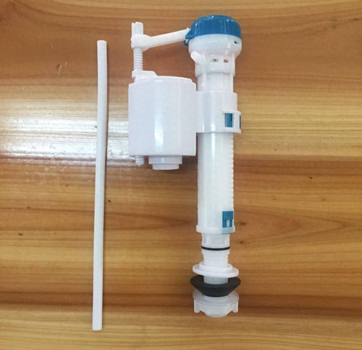 在卫浴设备的日常使用中,我们或许都曾注意到马桶水箱中的一个细节