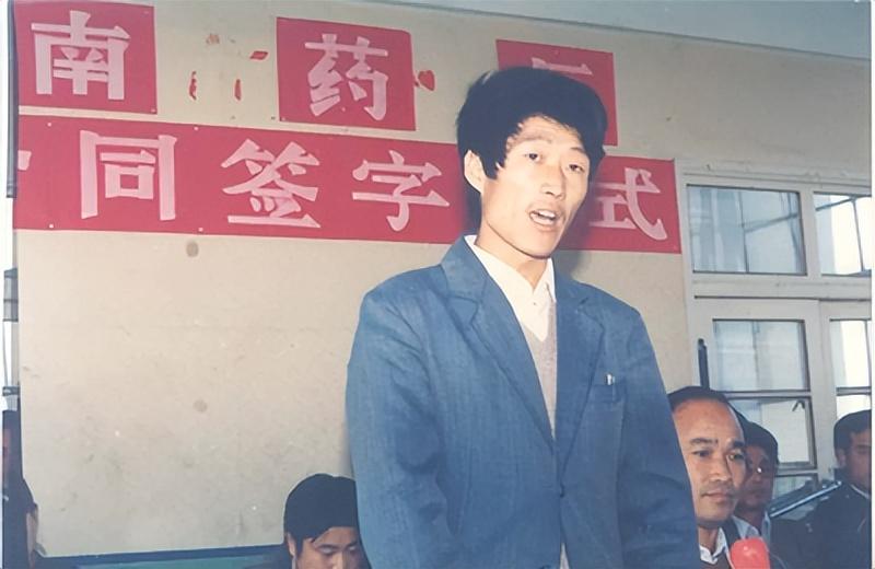 回顾赵志全:将濒临破产药厂管理成营收百亿企业,鲁南制药领头羊