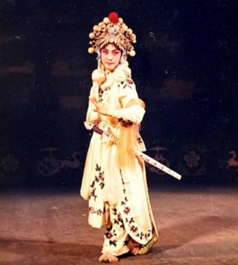 回顾:王凤霞86版《西游记》中铁扇公主,以为是隐退,其实早已离世