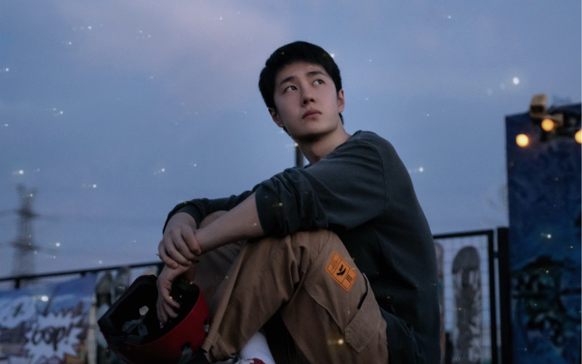 王一博二提金鸡奖,热烈抵一切困苦!
