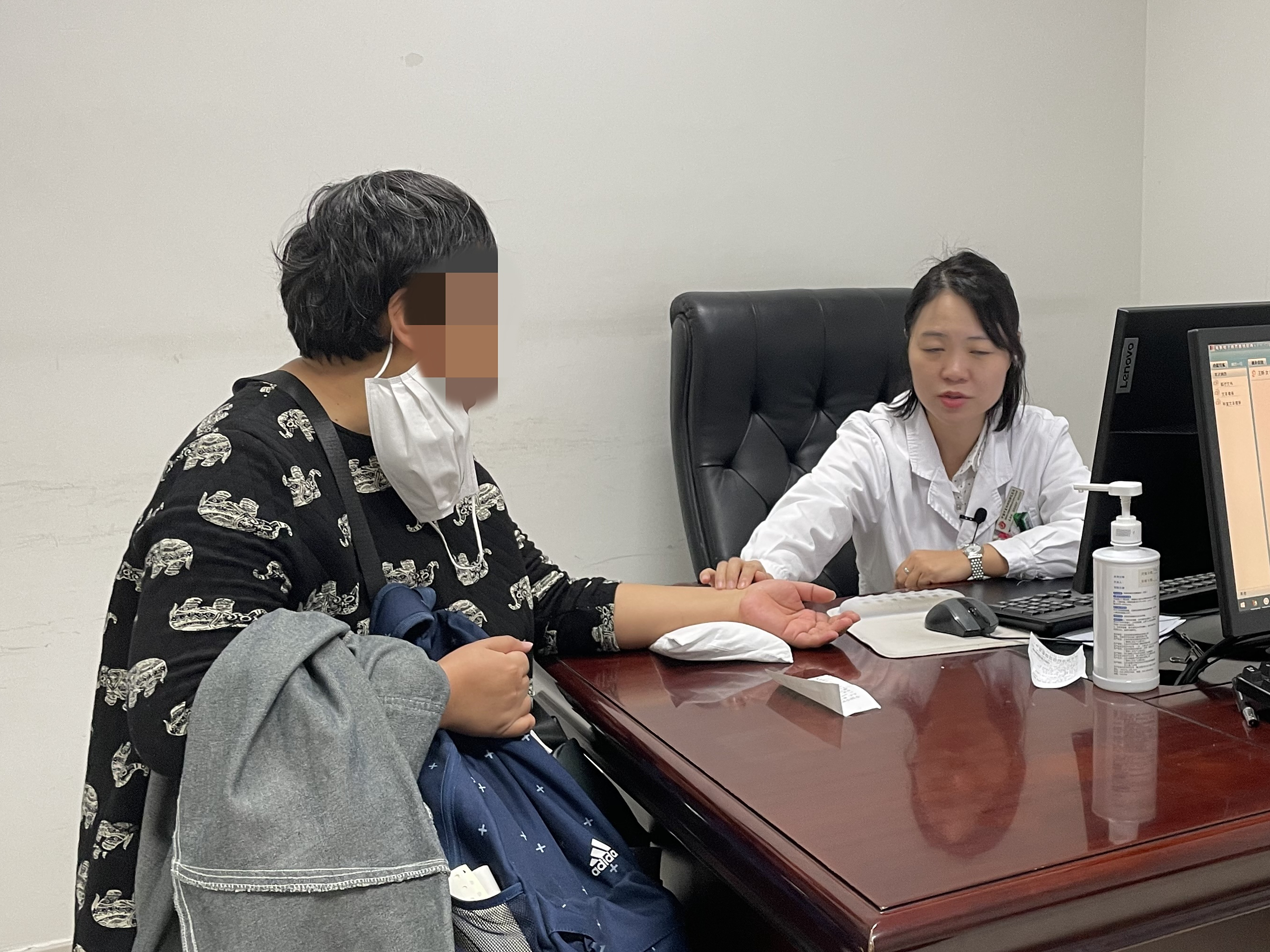 包含中国中医研究院西苑医院住院检查加急代办的词条