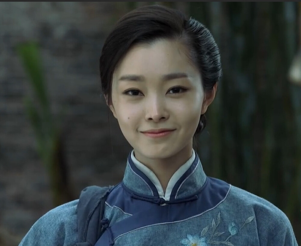 这个美女特工叫张春莲,作为国民党专门挑选的特工,她绝对长得漂亮