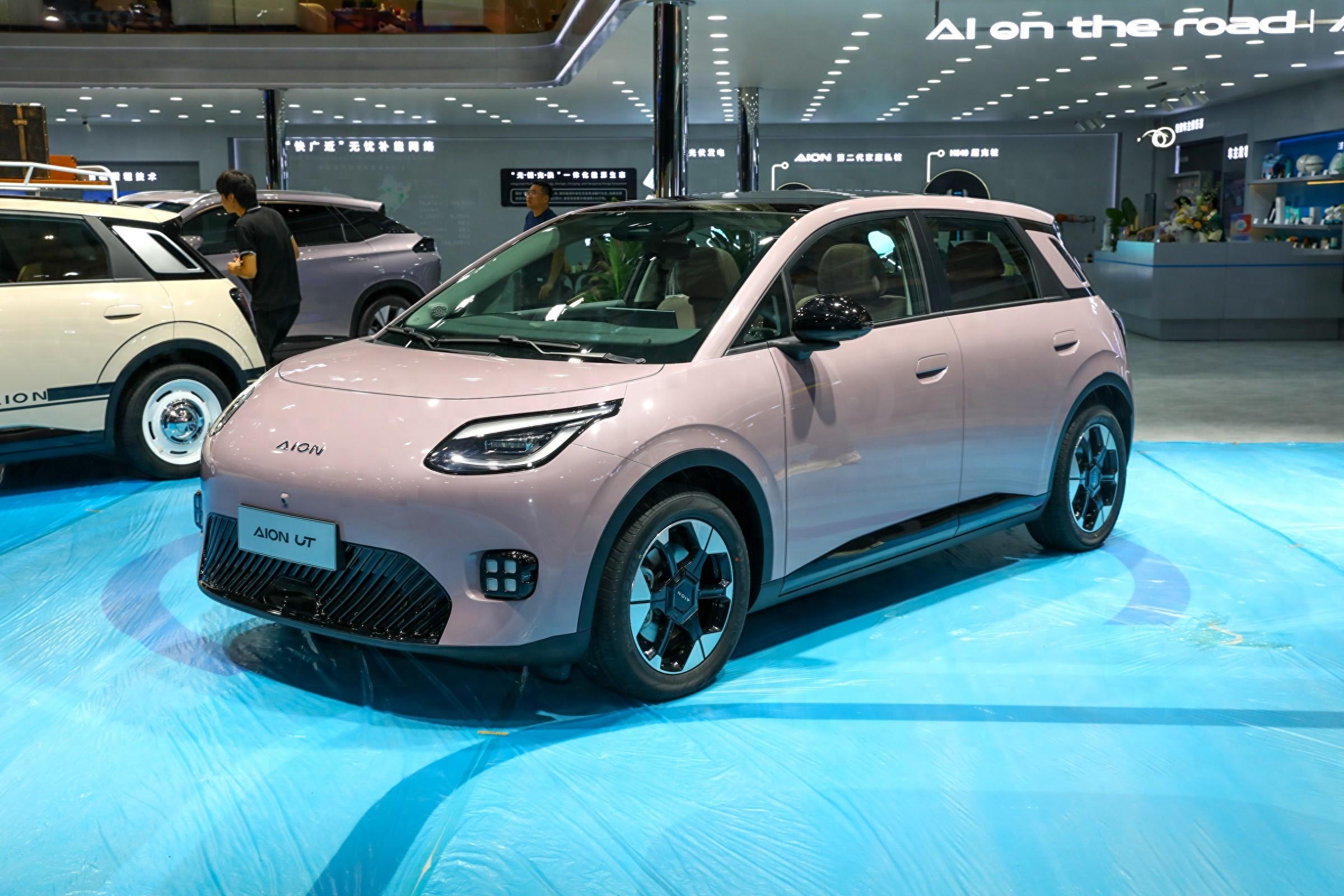 广汽埃安aion ut:鹦鹉龙来袭,10万级纯电小车新选择