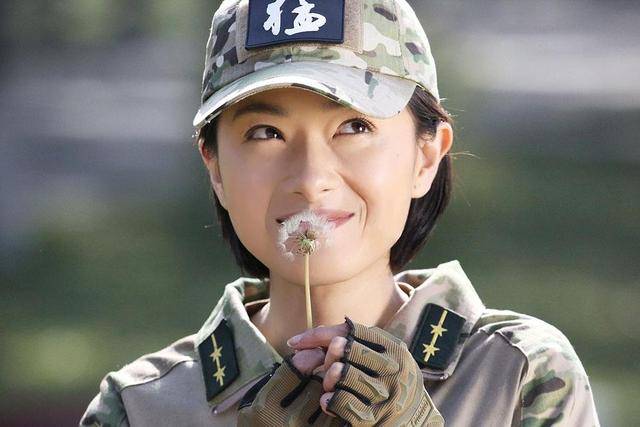 部队岁女剧照图片特种兵学校尖尾燕长的三美士兵突击石丽海照片烈焰