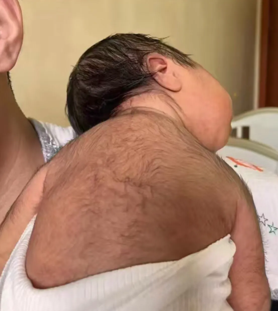 家人虽觉诧异,却也拗不过她