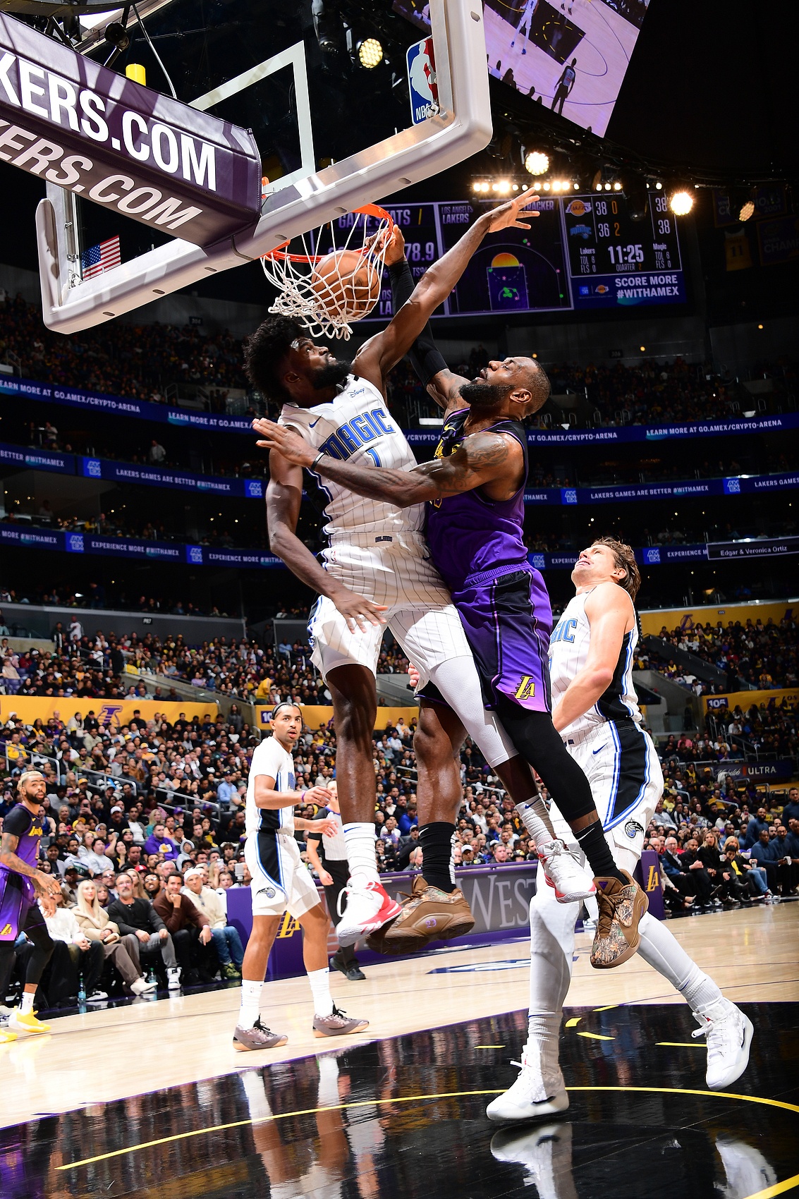 还是扣篮更具魔力,比雀艨酆苏材匪箍劾 艾萨克魔术詹森艾萨克詹姆斯