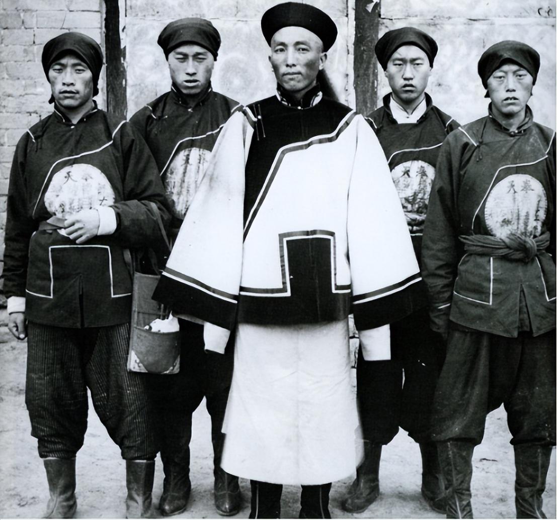 清朝士兵衣服上有"兵,丁,卒,勇"四字?一字之差,却天壤之别