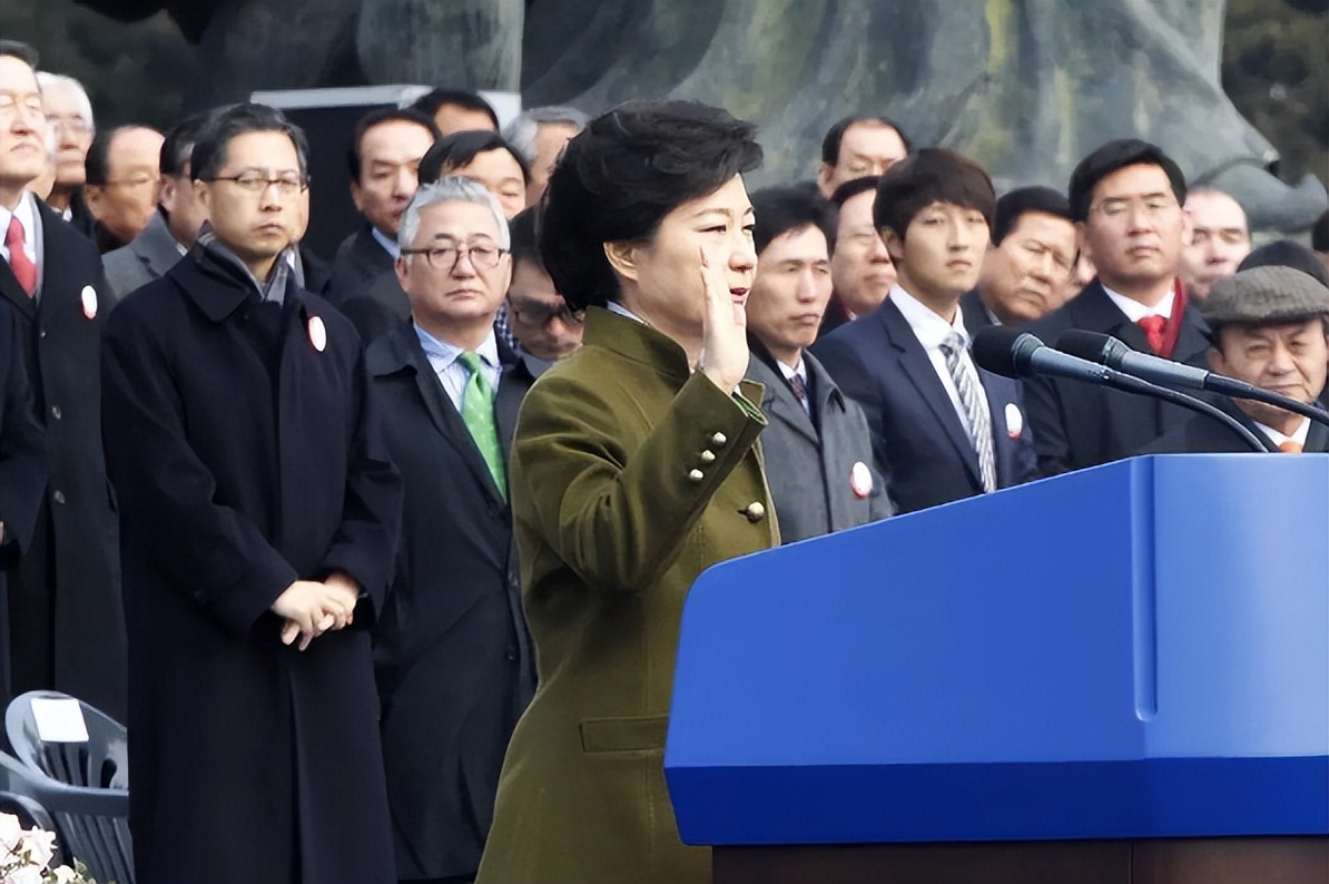 韩国坐牢女总统图片图片